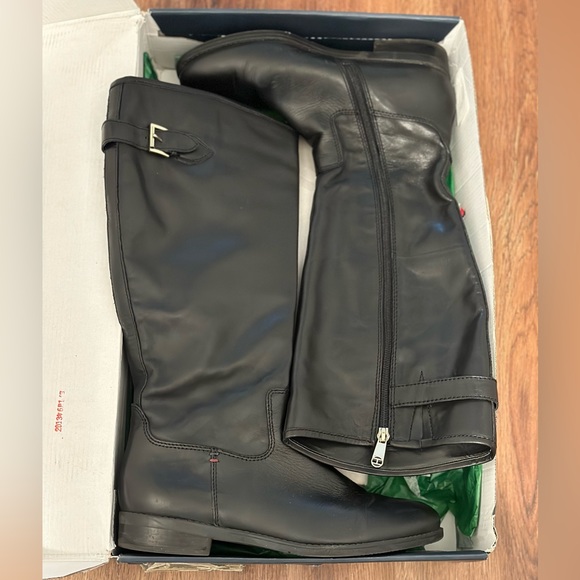 Tommy Hilfiger Dexter2 Wide Calf Boots - Picture 2 of 2